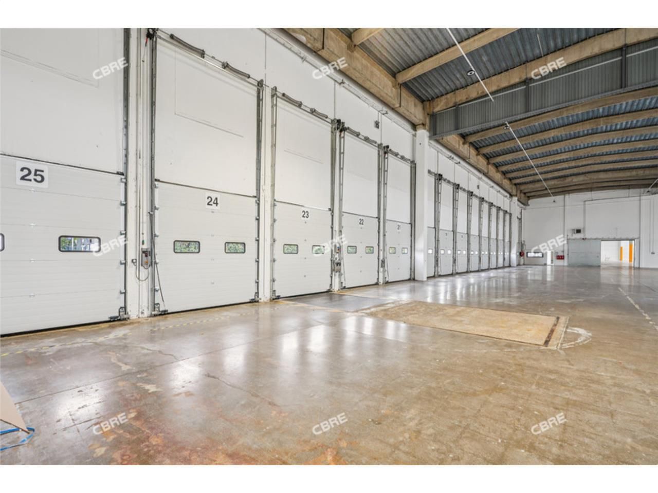 CBRE vous propose à louer un entrepôt/local d'act