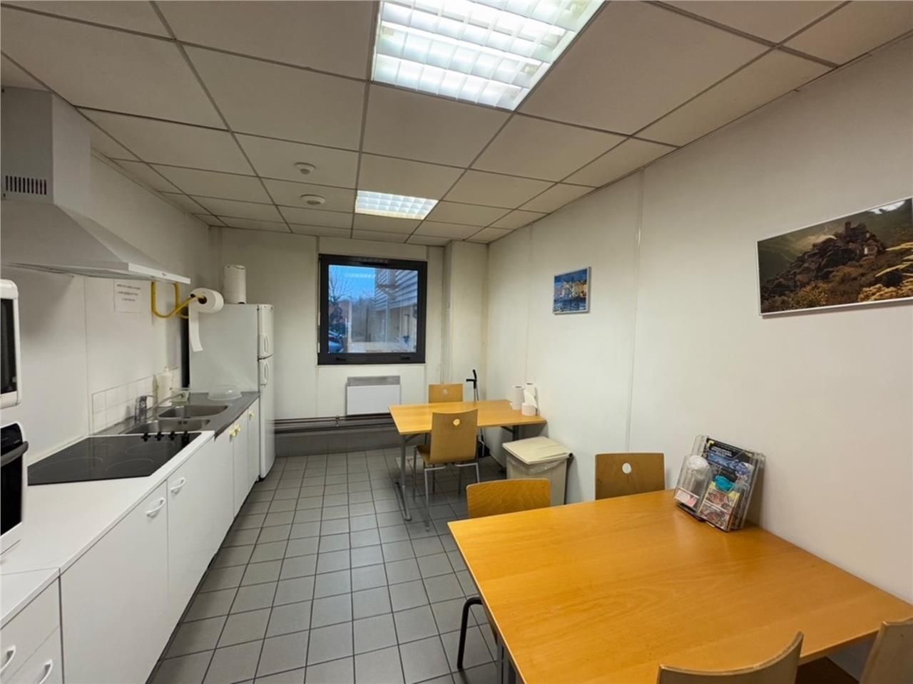 CBRE vous propose à louer un entrepôt/local d'act