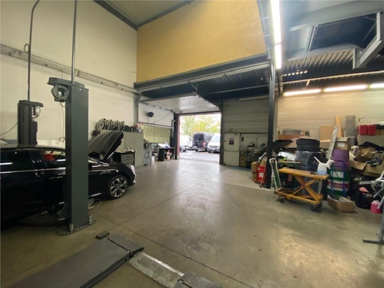 CBRE vous propose à vendre un local d'activités s