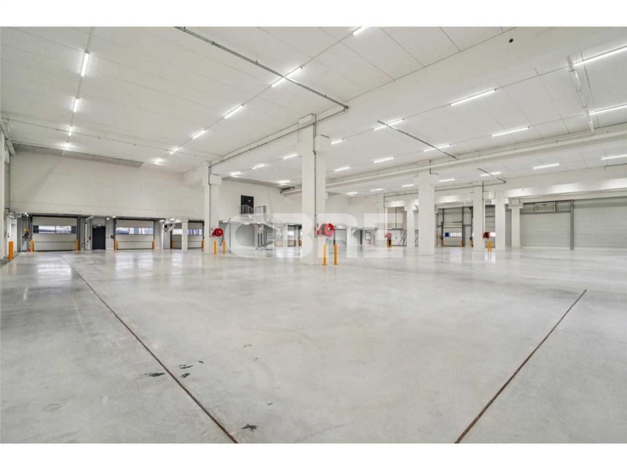 CBRE vous propose à louer un parc d'activités neu