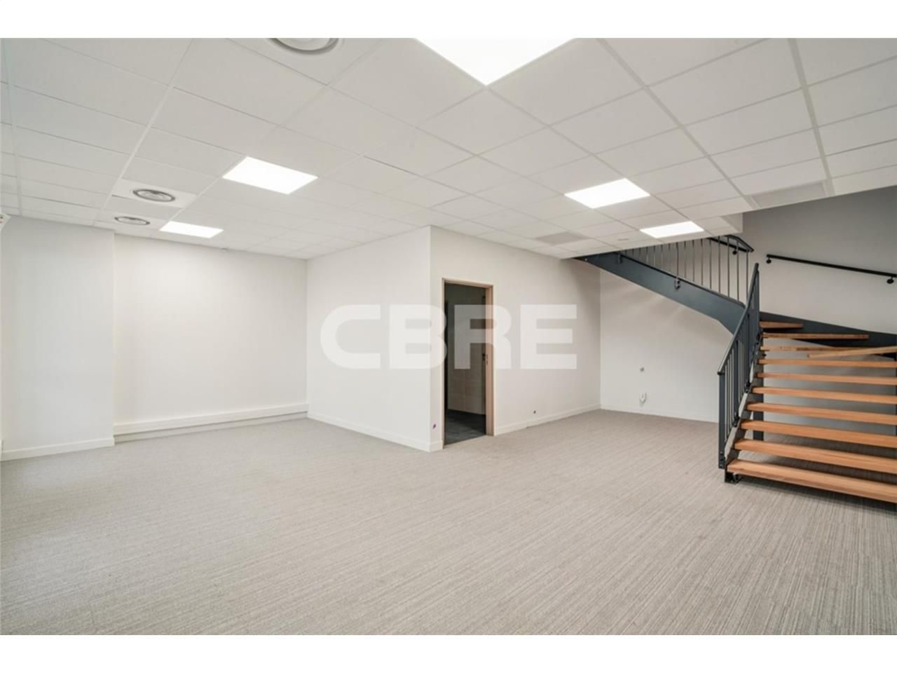 CBRE vous propose à louer un parc d'activités neu