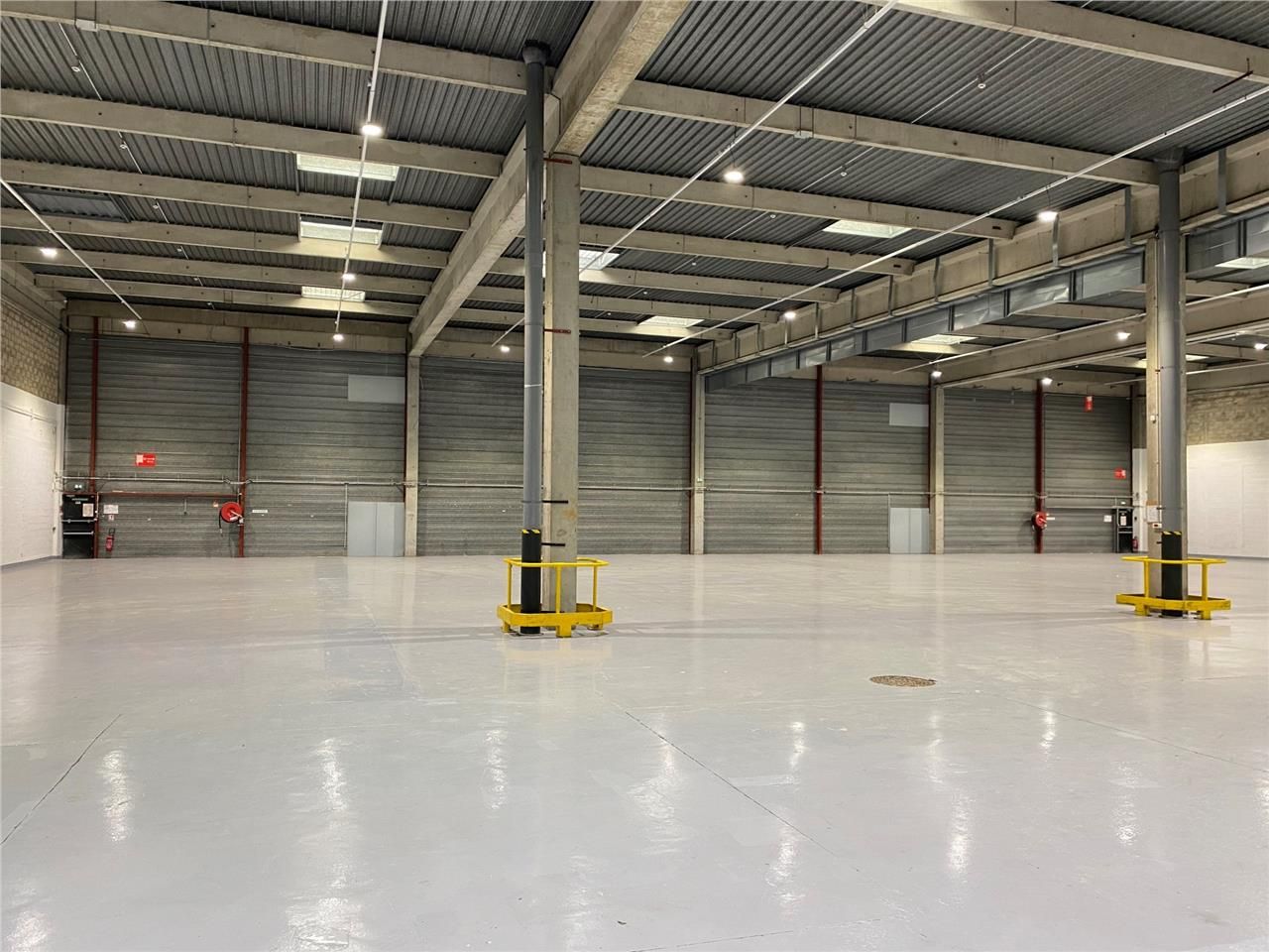 CBRE vous propose à louer un bâtiment indépendant