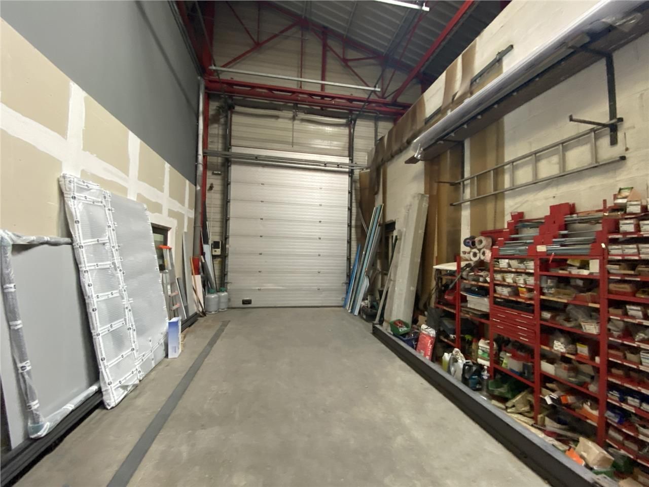 CBRE vous propose à vendre un entrepôt/local d'ac