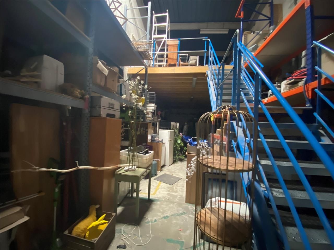 CBRE vous propose à vendre, un local d'activités 