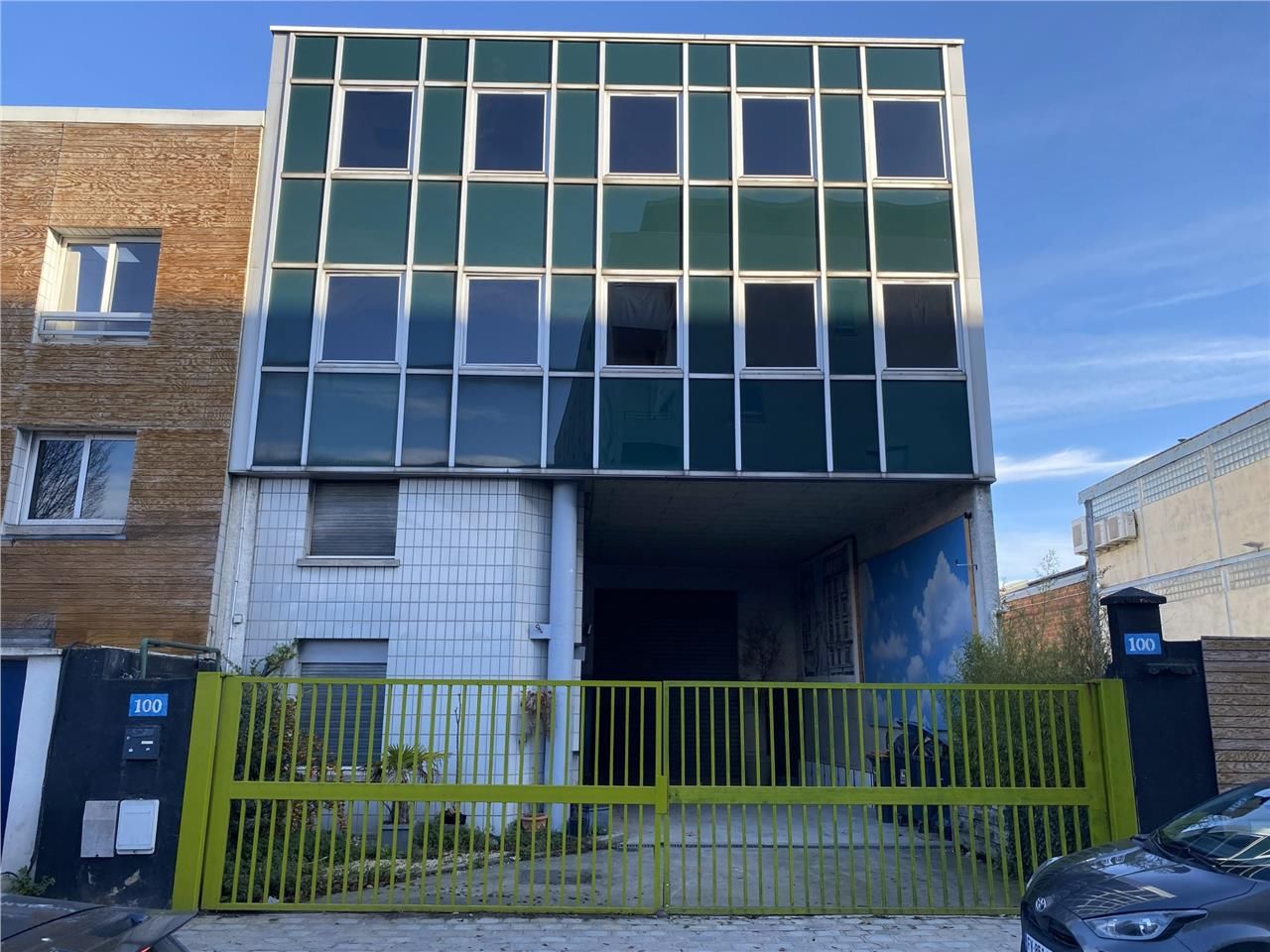 CBRE vous propose à louer, un local d'activités s