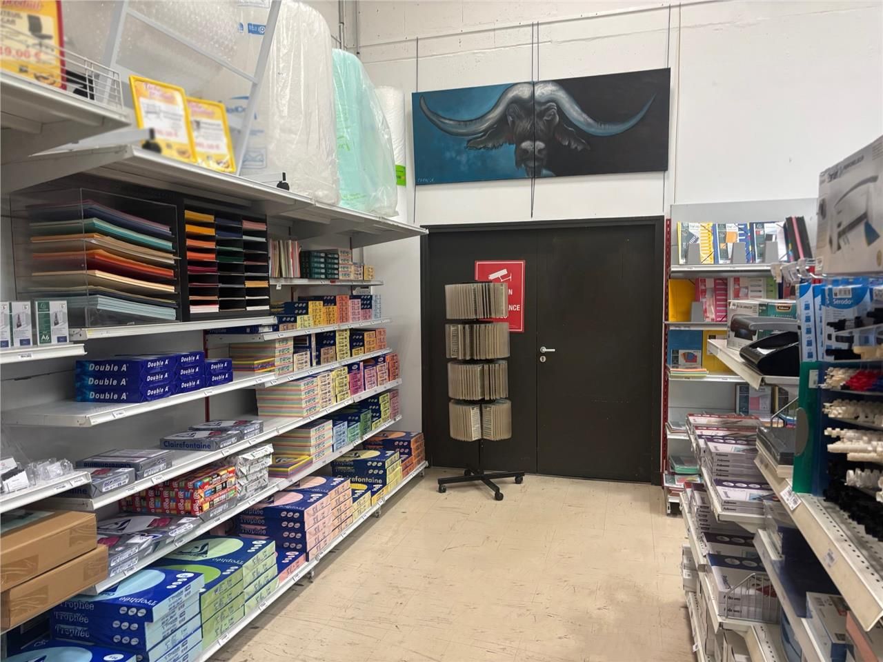 CBRE vous propose à la location des locaux d'acti