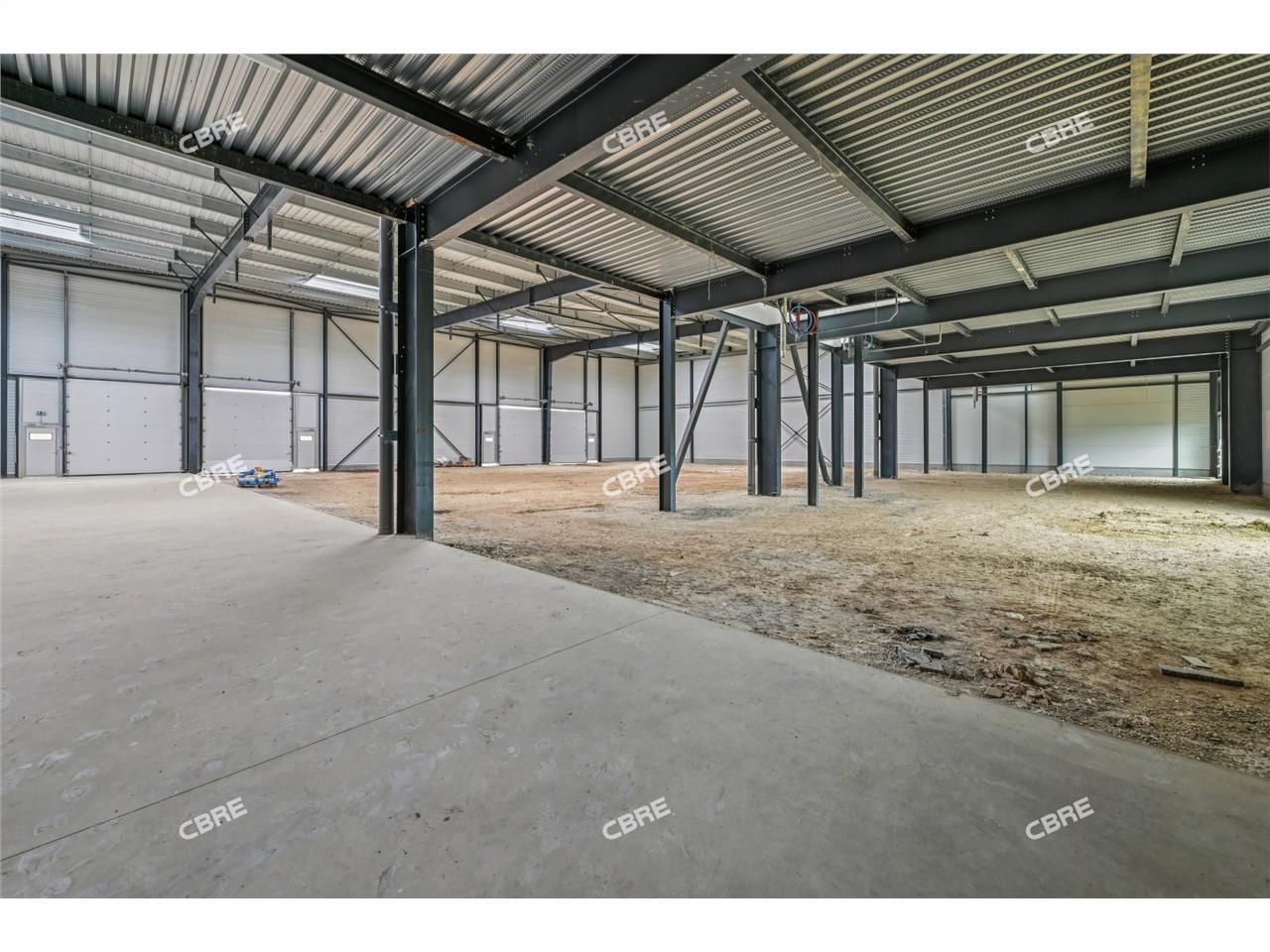 CBRE vous propose à vendre ou à louer, des bâtime