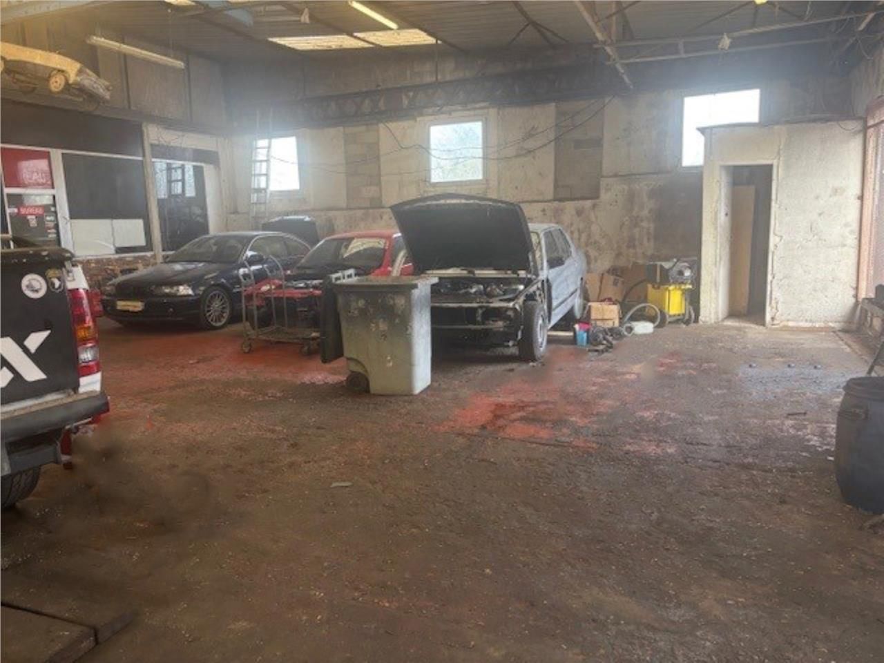 CBRE vous propose à vendre un entrepôt/local d'ac