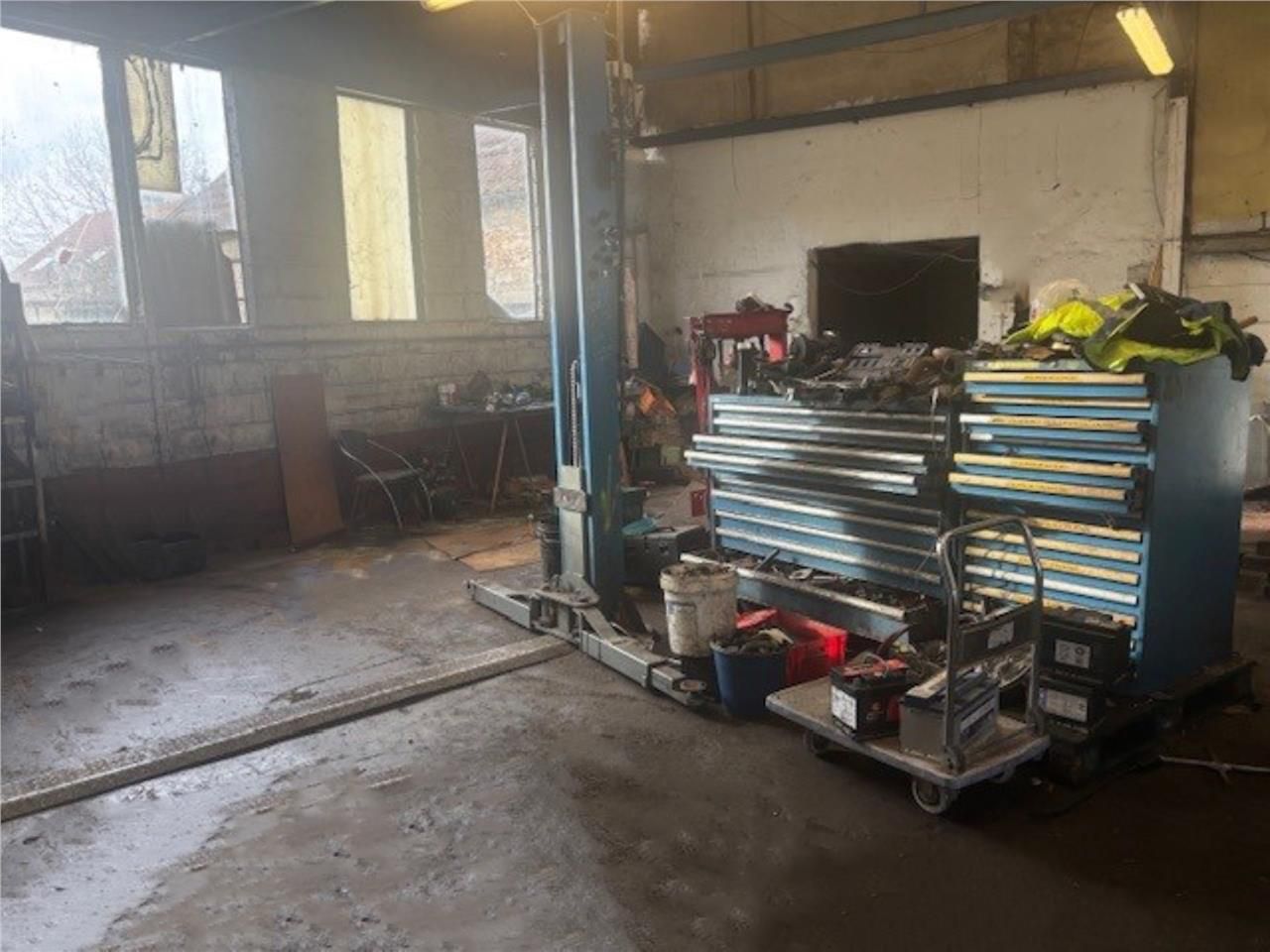 CBRE vous propose à vendre un entrepôt/local d'ac