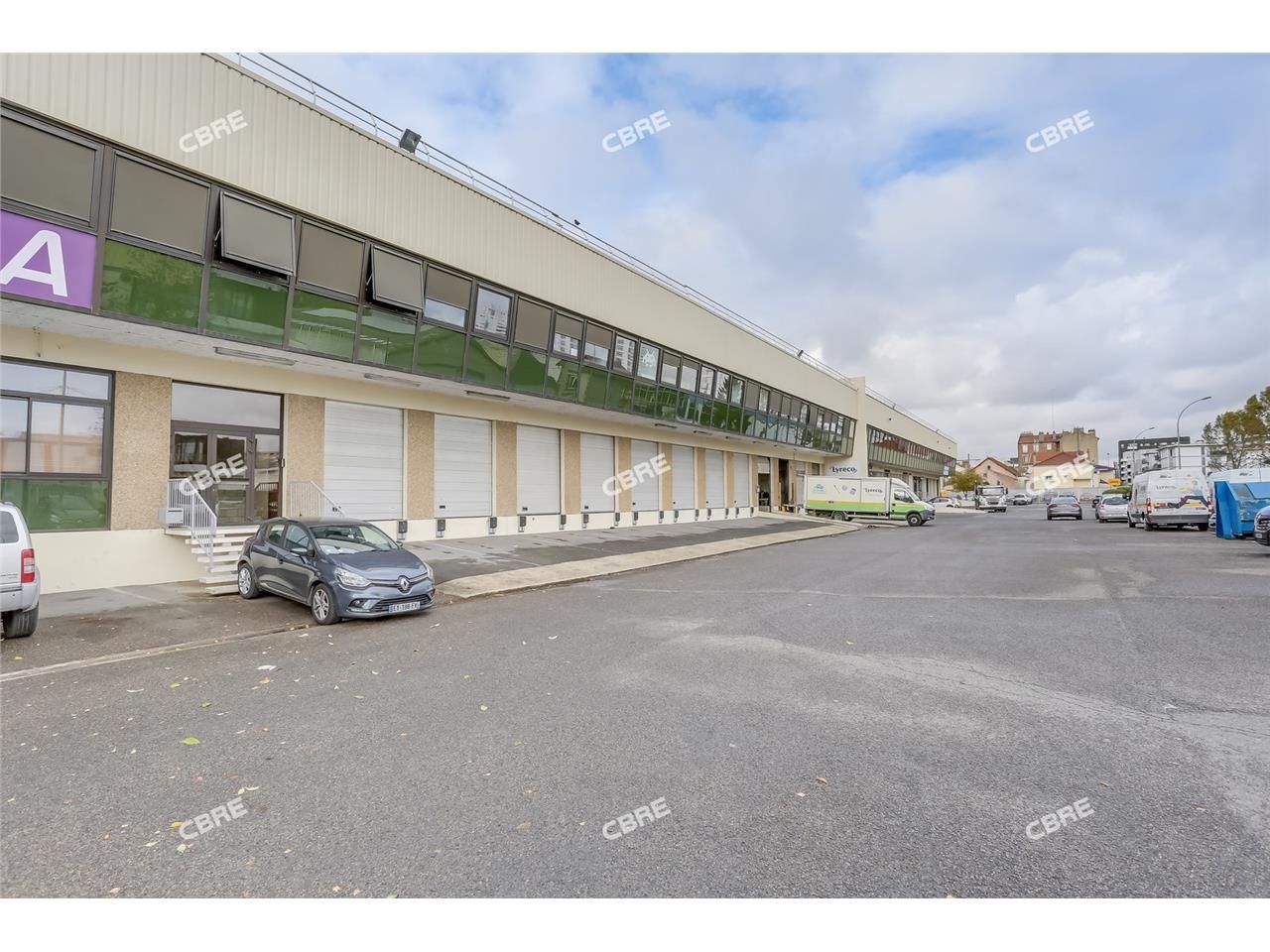 LOGISTIQUE URBAINE - CBRE vous propose à louer, u