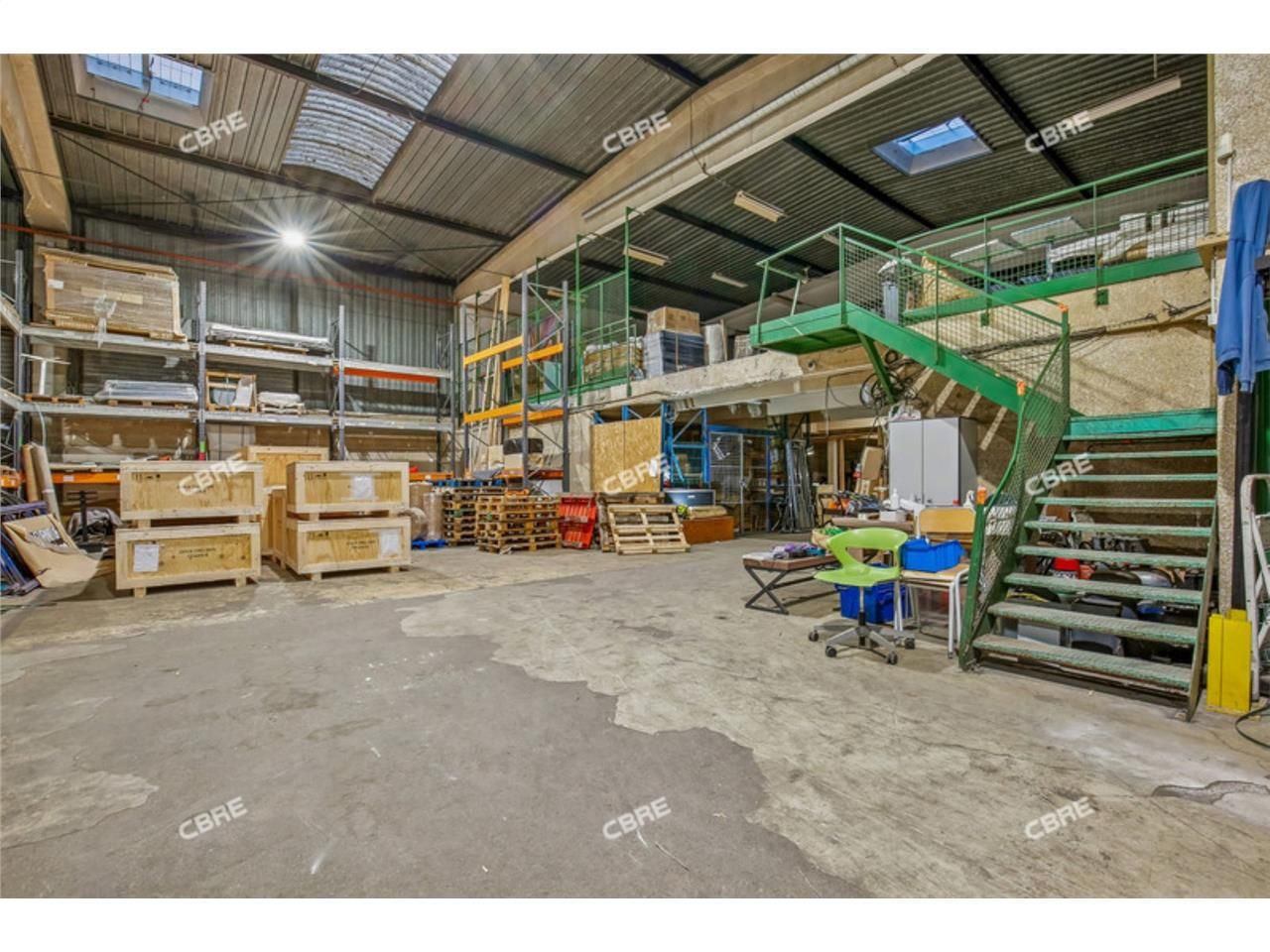 CBRE vous propose à vendre un bâtiment indépendan