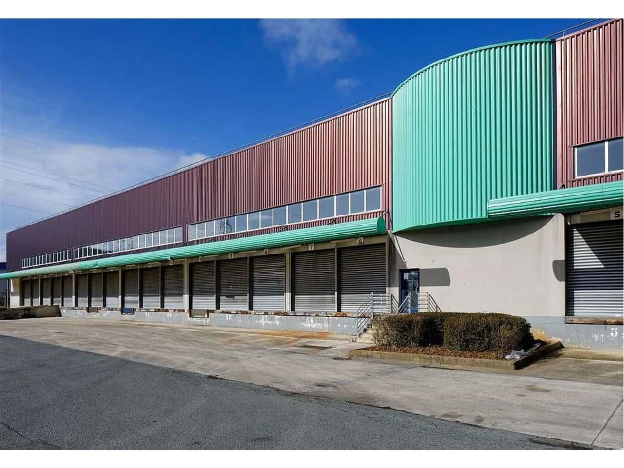 CBRE vous propose à louer un entrepôt/local d'act