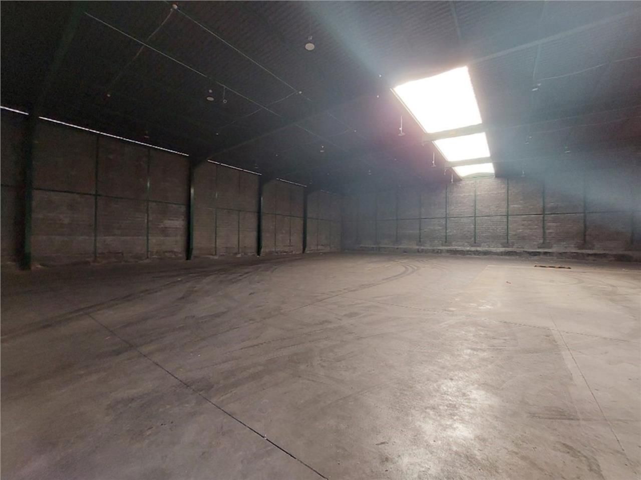 CBRE vous propose à louer un entrepôt/local d'act