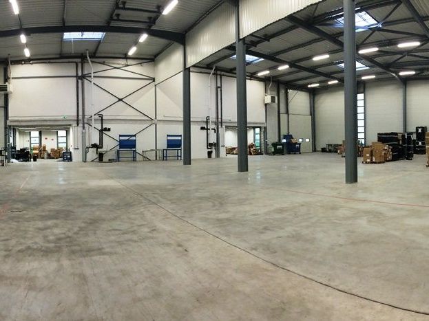 CBRE vous propose à louer, des cellules d'activit