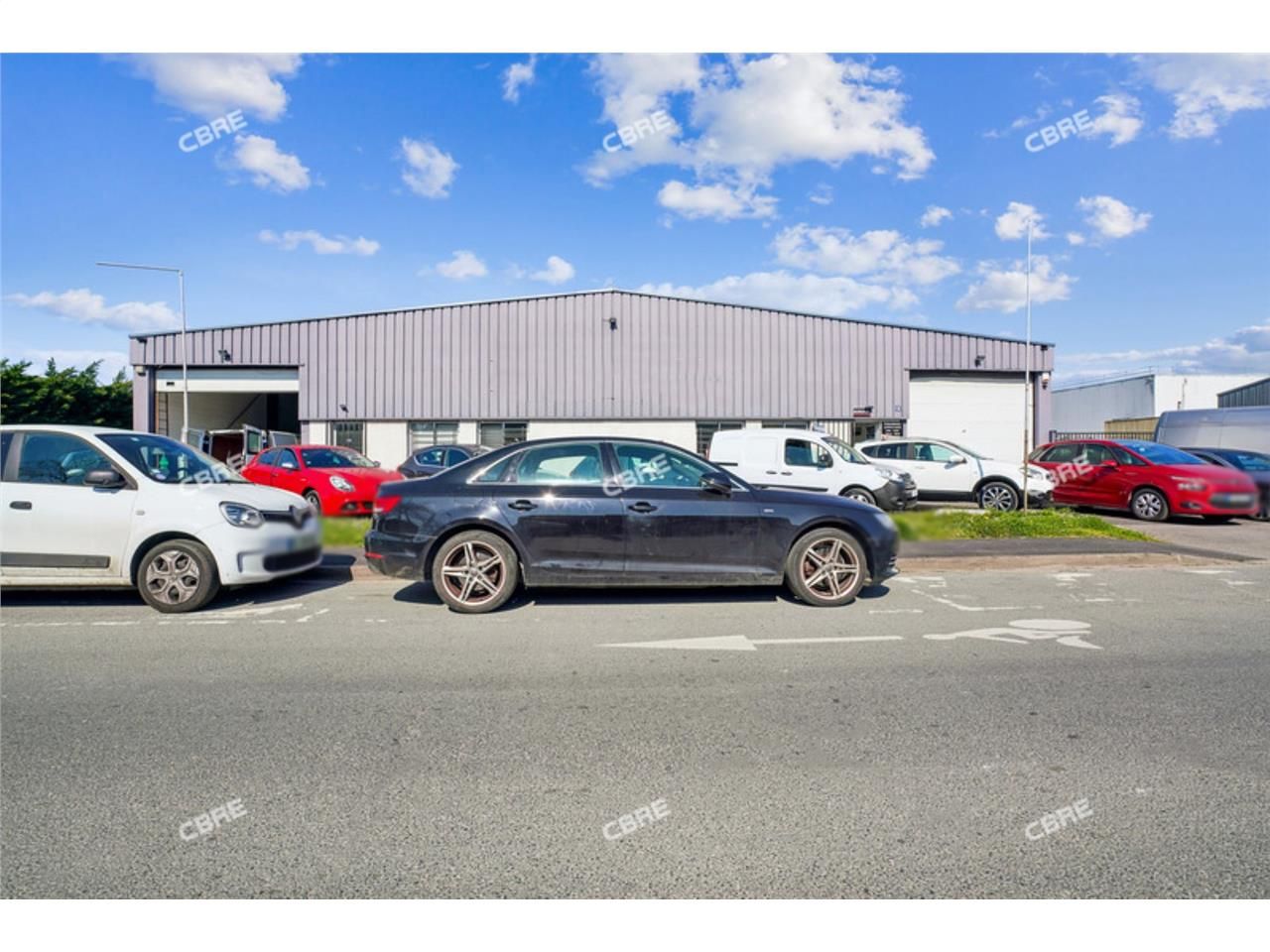 CBRE vous propose à vendre un bâtiment indépendan