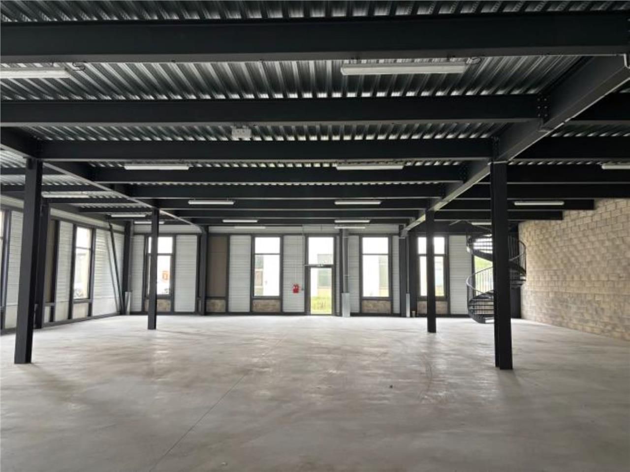 CBRE vous propose à vendre, un local d'activités 