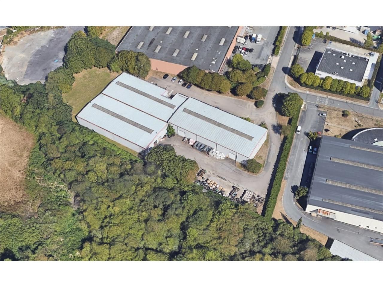 CBRE vous propose à vendre ou à louer un entrepôt