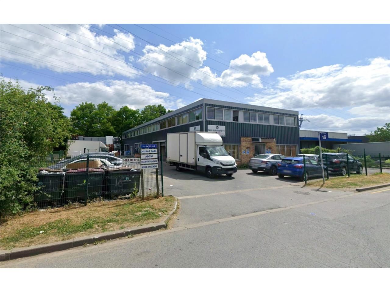 CBRE vous propose à la location ce local d'activi