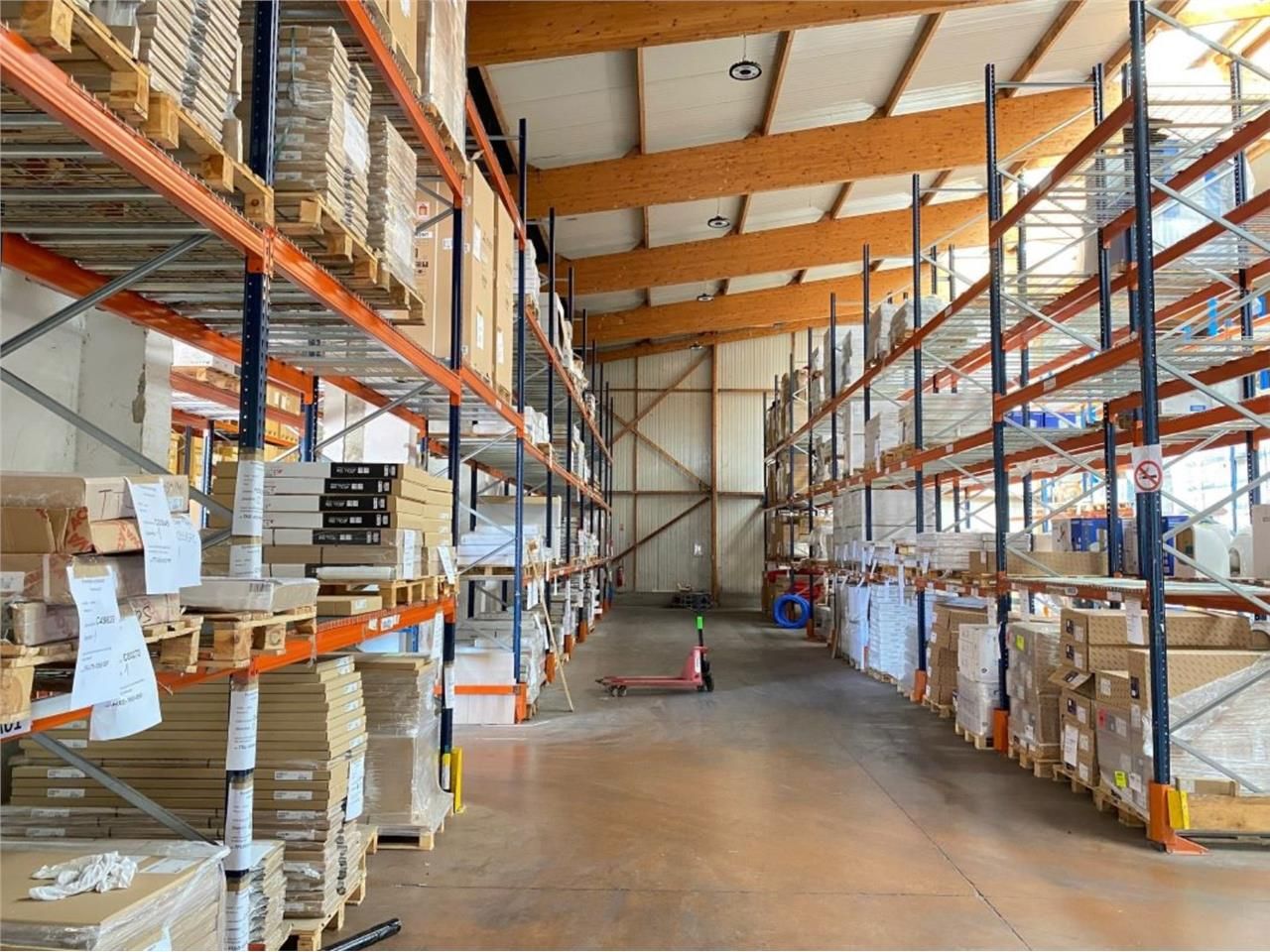 CBRE vous propose à vendre un entrepôt/local d'ac