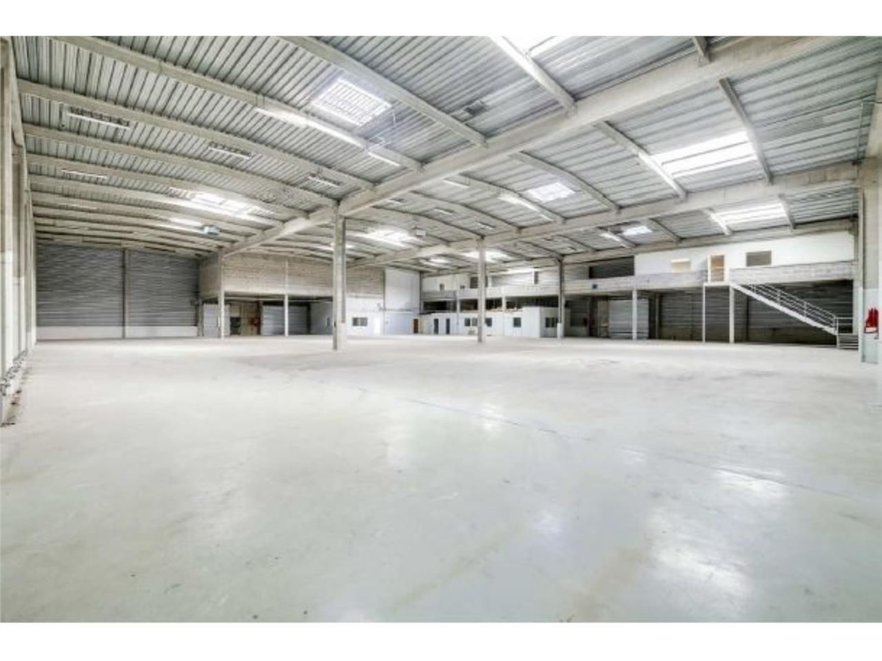 CBRE vous propose à louer un entrepôt/local d'act