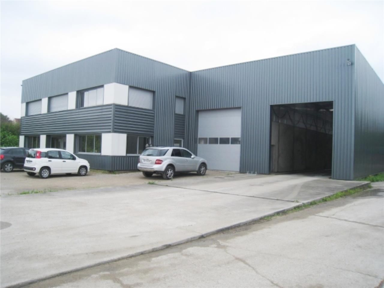 CBRE vous propose à vendre, un bâtiment indépenda