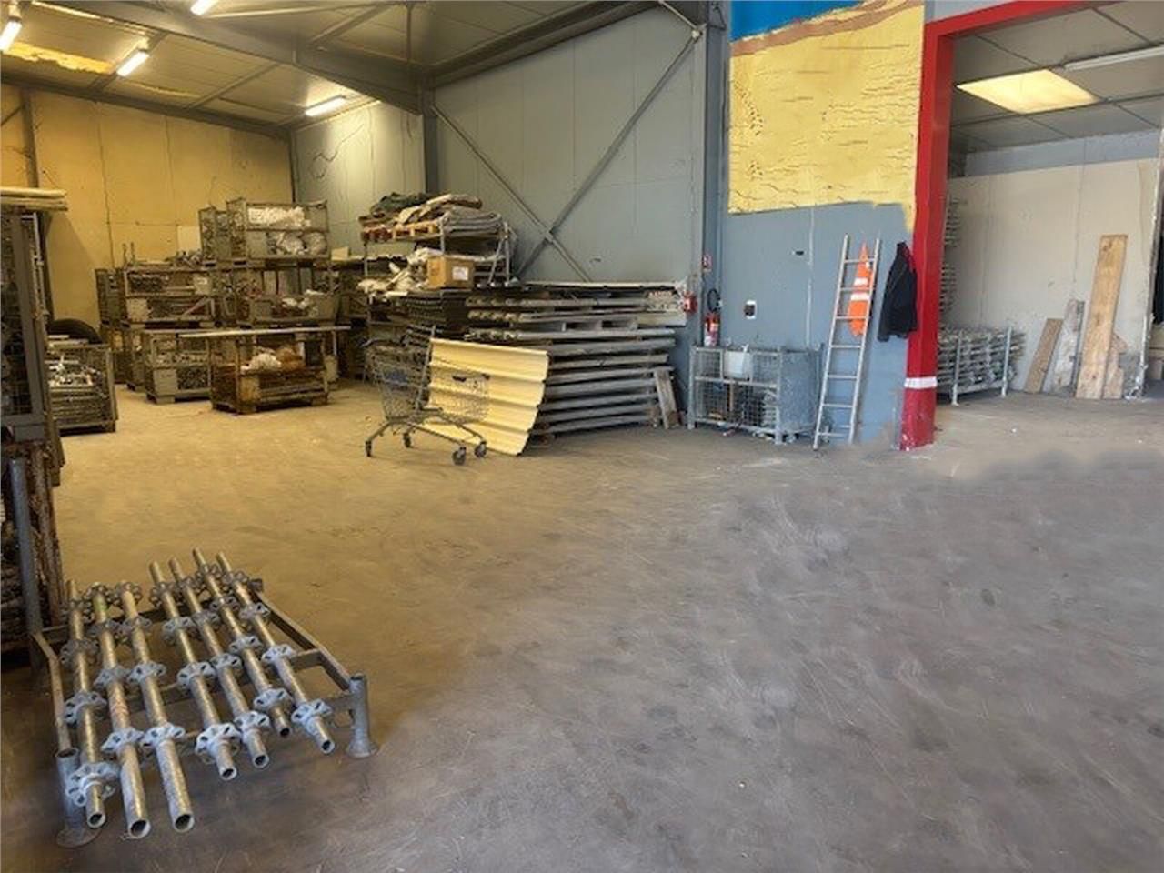 CBRE vous propose à vendre ou à louer un entrepôt