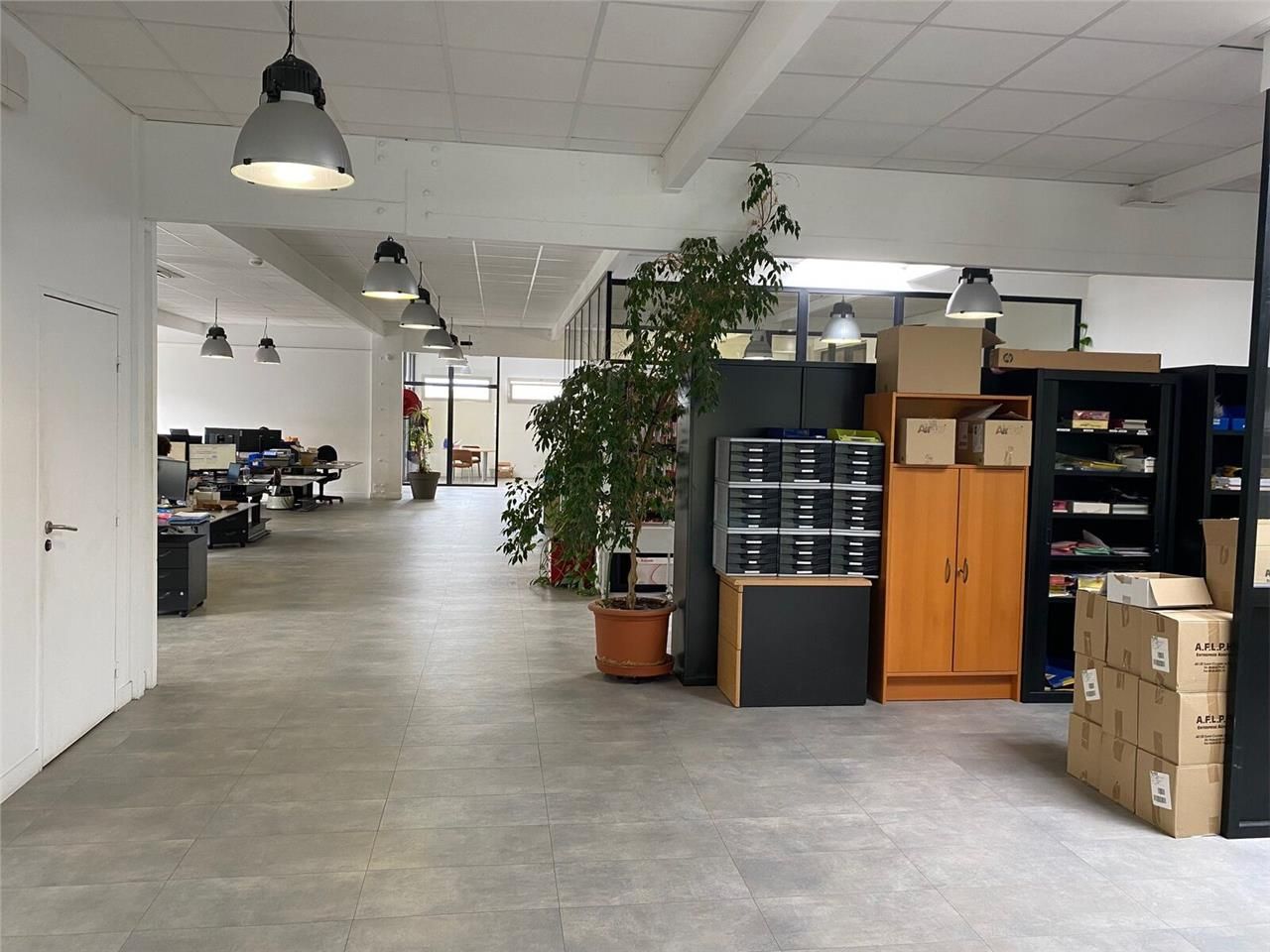 CBRE vous propose à vendre un bâtiment indépendan