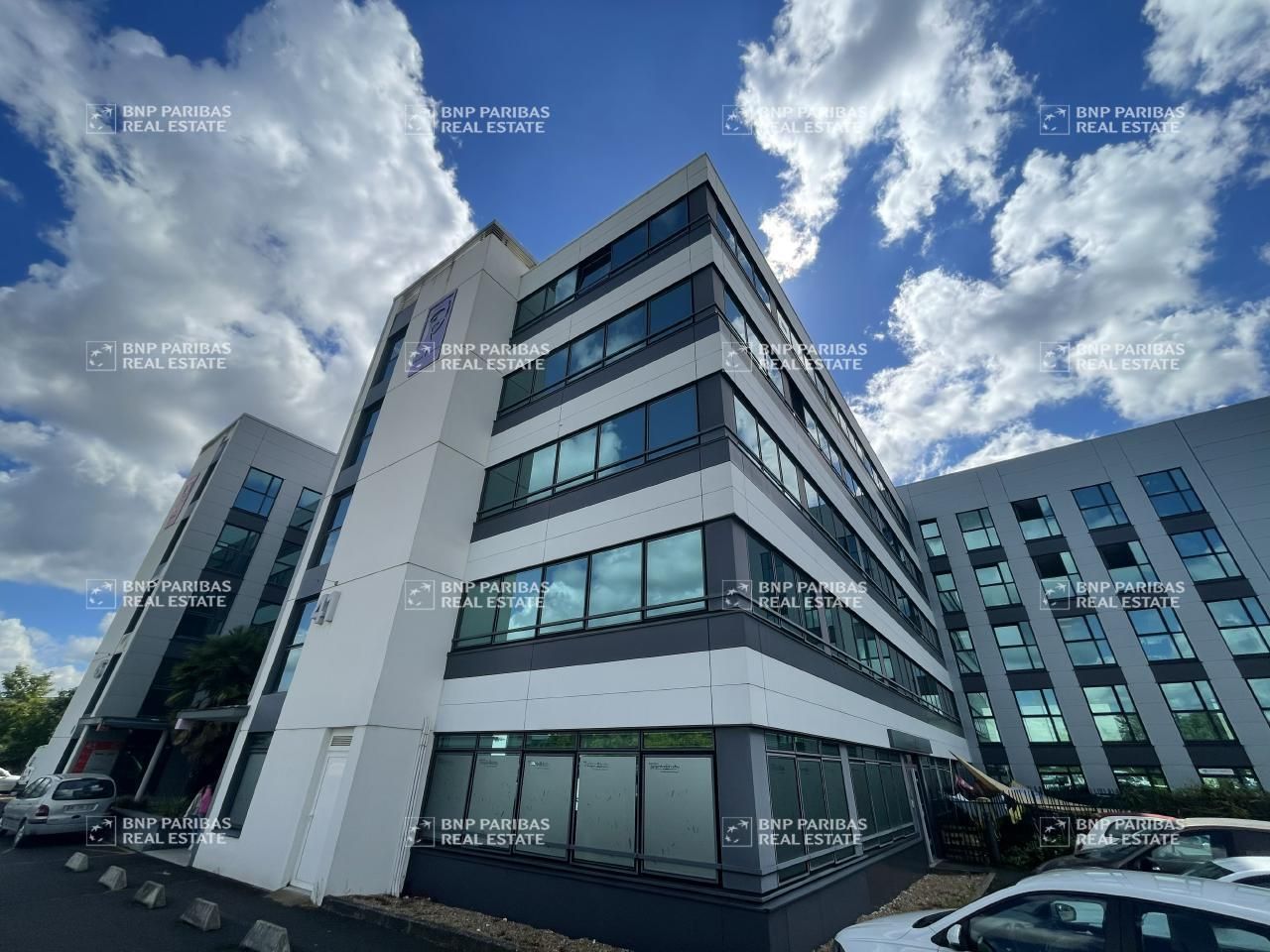 Location Bureaux 715 m² divisibles 37100 Tours