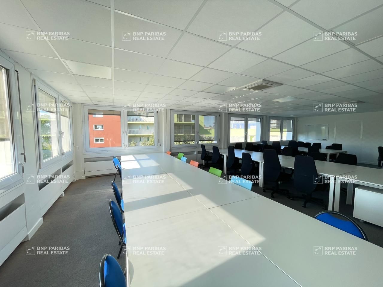 724.81 m² pour ce bureaux en location à Nantes