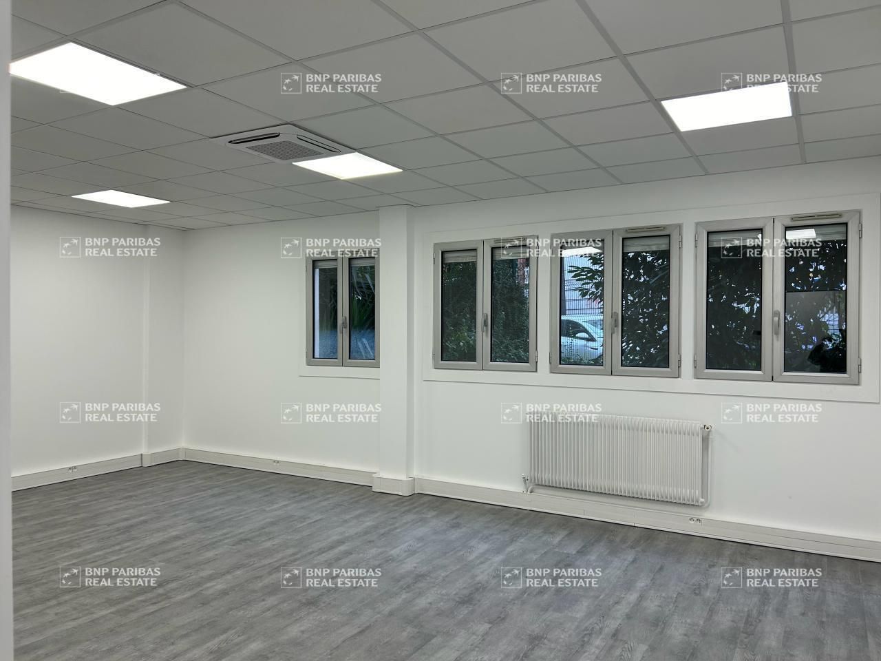 432.65 m² pour ce bureaux en vente à Paris