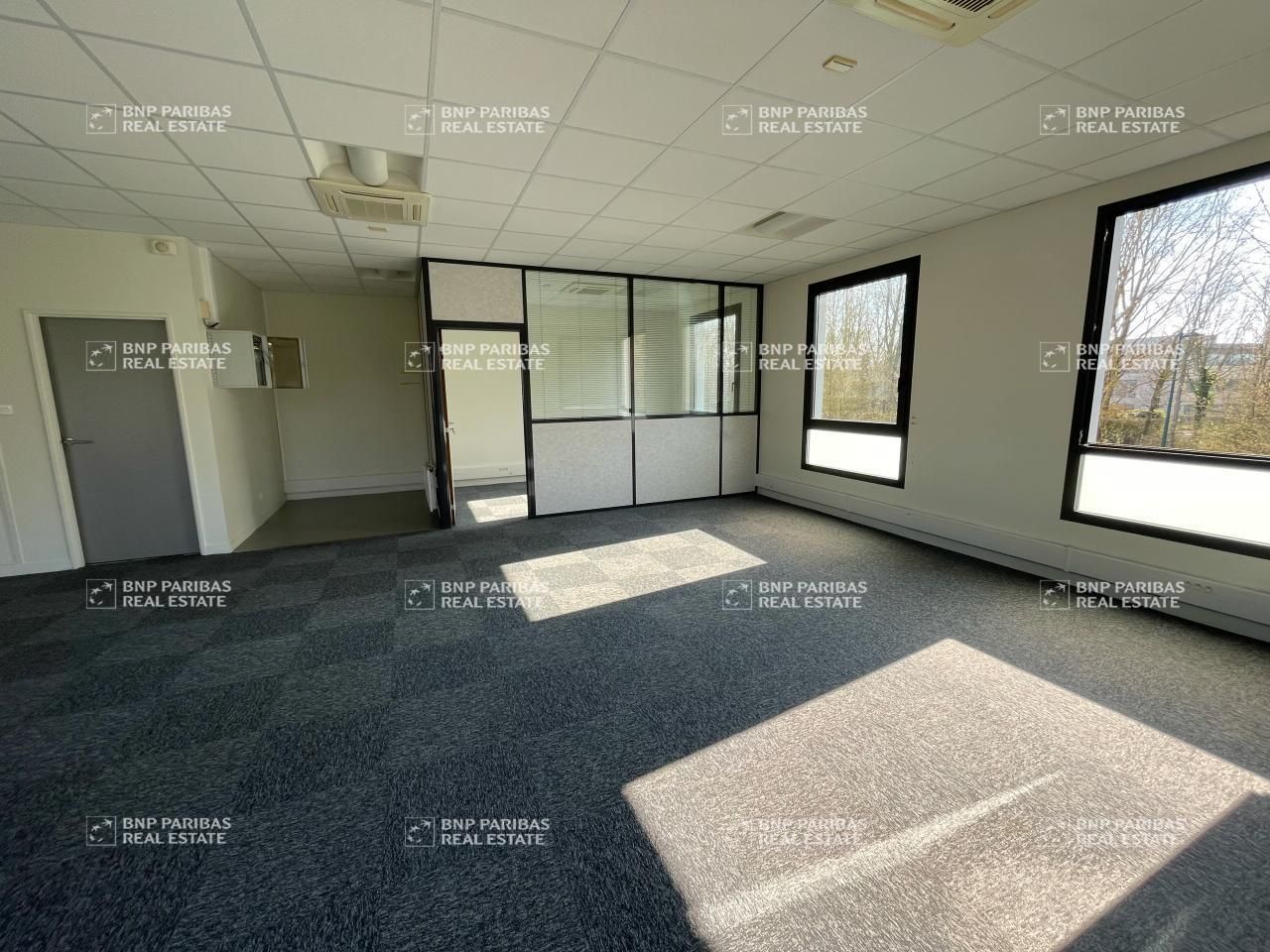 170.16 m² pour ce bureaux en location à Serris