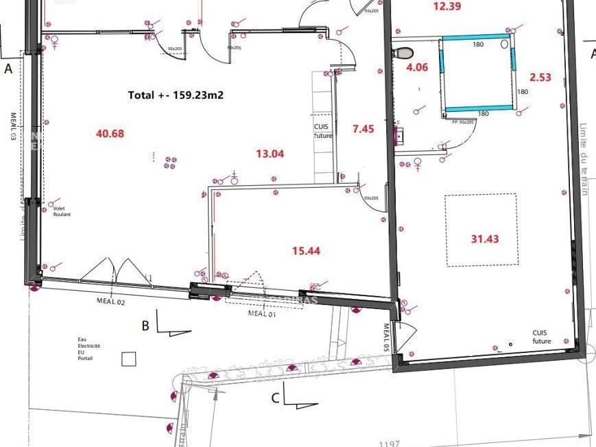 160 m² pour ce bureaux en location à Mouvaux