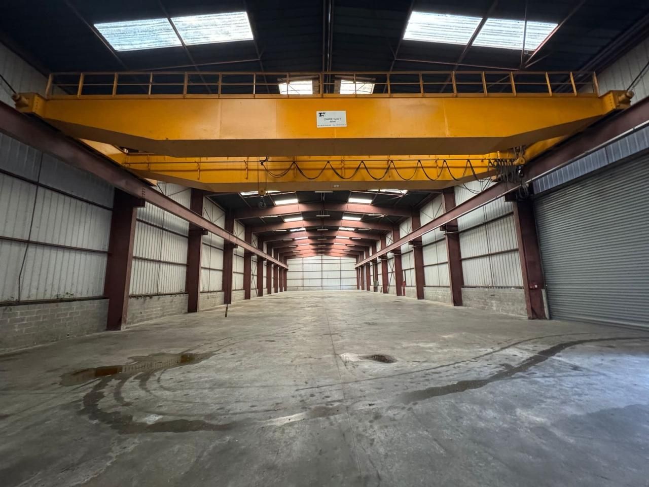 Location Activité 1800 m² non divisibles 95310 Saint-ouen-l'aumône