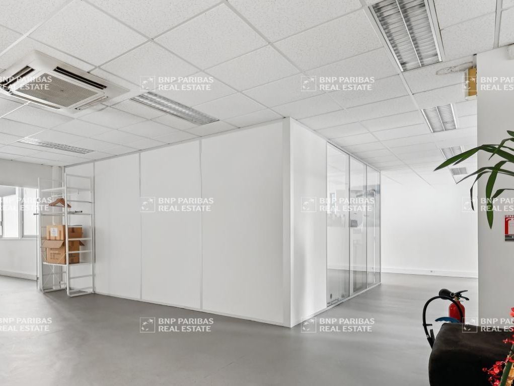 805 m² pour ce bureaux en vente à Villiers-sur-marne