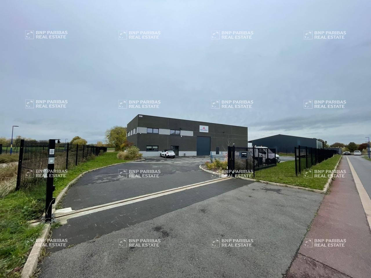 Location Activité 650 m² non divisibles 59134 Herlies