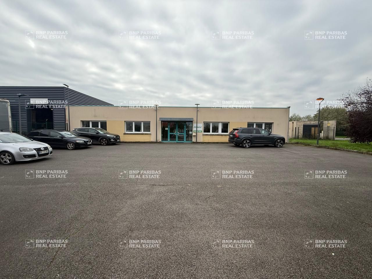 Location Activité 525 m² non divisibles 57140 Norroy-le-veneur
