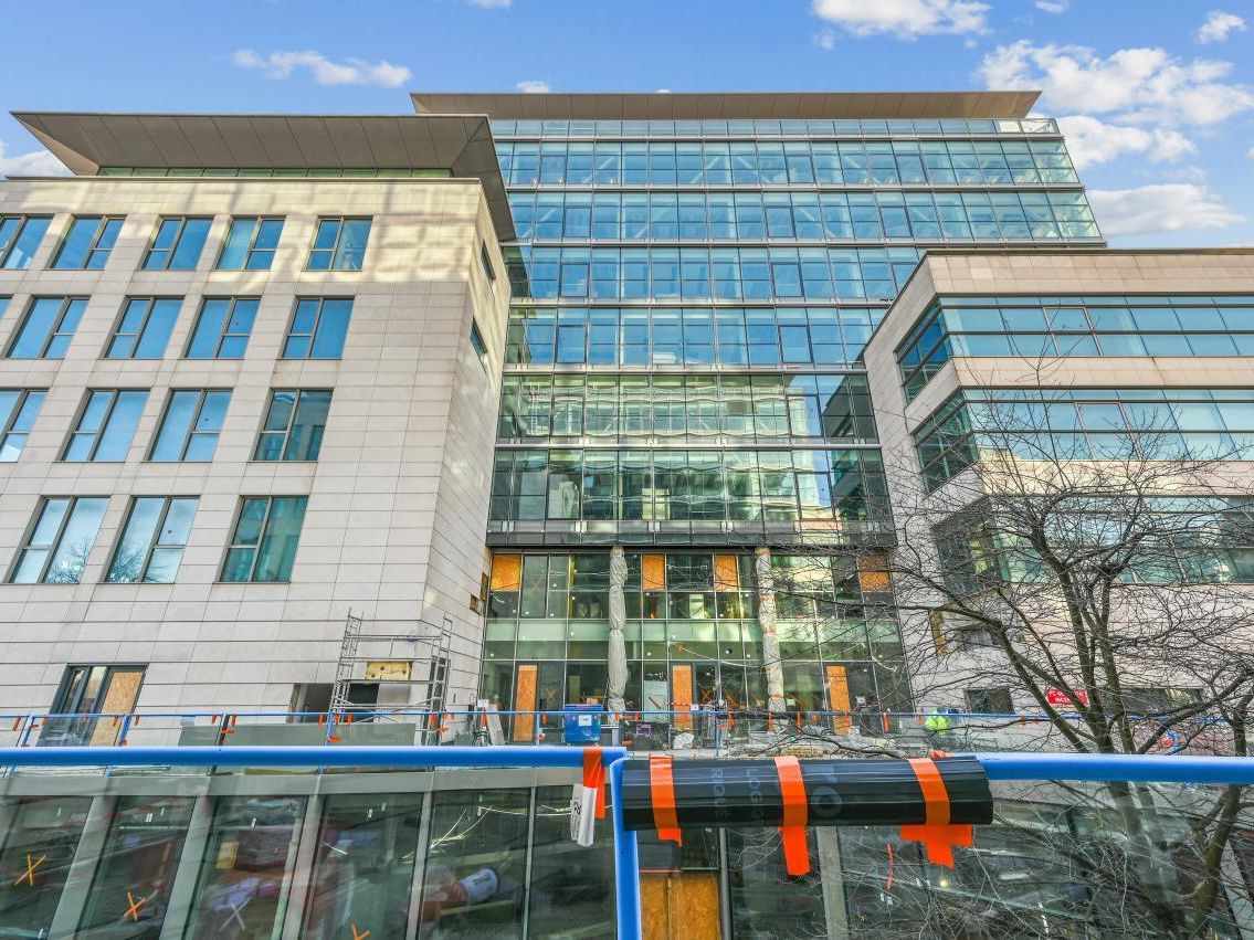 20182.5 m² pour ce bureaux en location à Paris