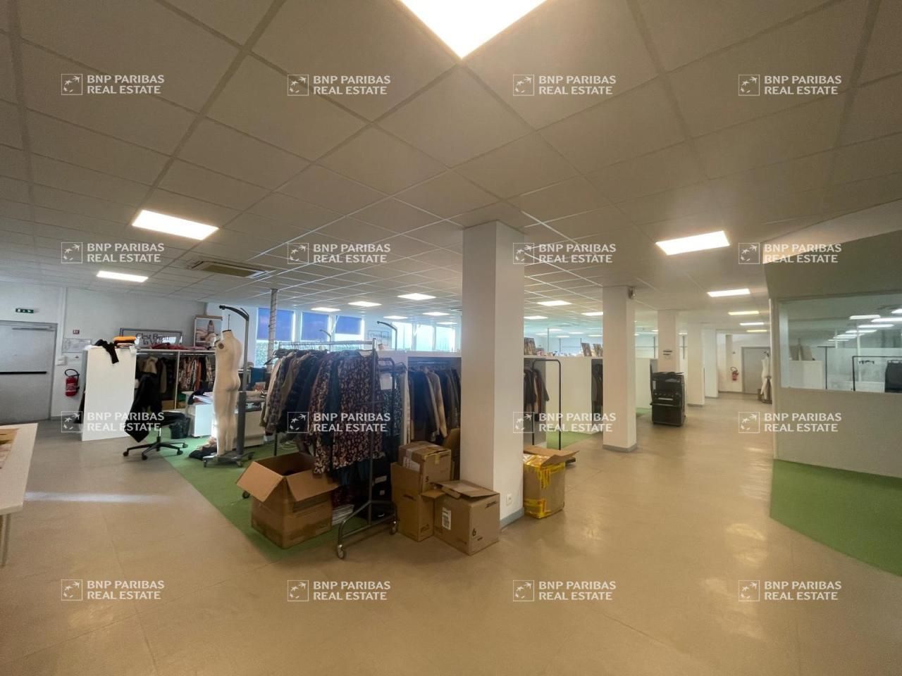 Location Activité 1678 m² non divisibles 59700 Marcq-en-baroeul