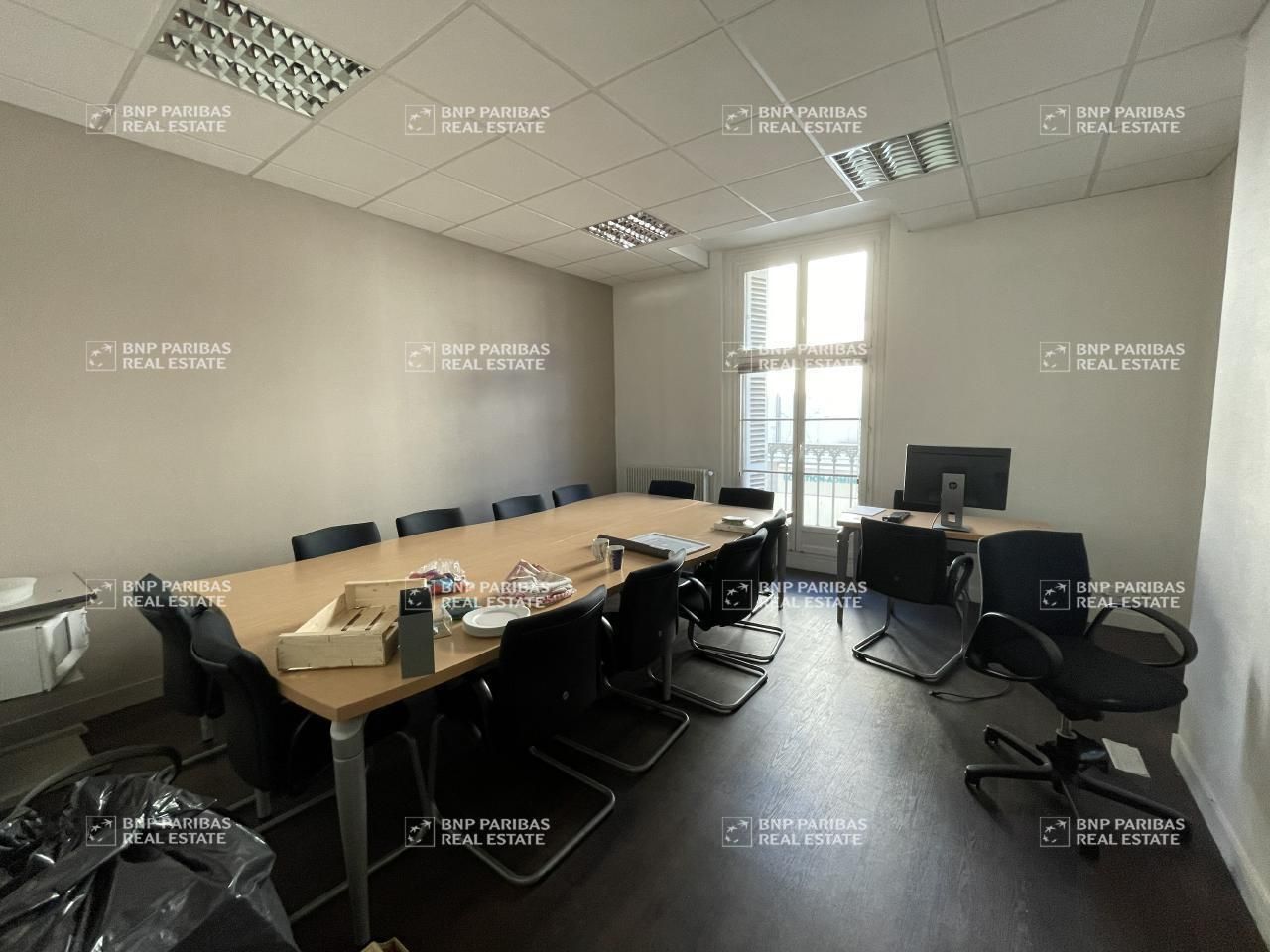 432 m² pour ce bureaux en location à Tours