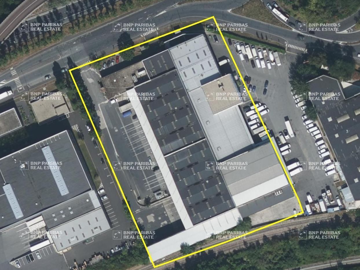 Location Entrepôts classe B 7005 m² non divisibles 94320 Thiais