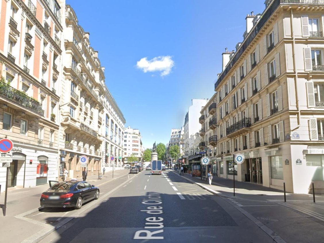 Location Local commercial 252 m² non divisibles 75009 Paris