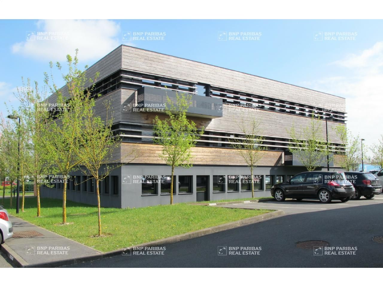 Location Bureaux 244 m² non divisibles 59120 Loos