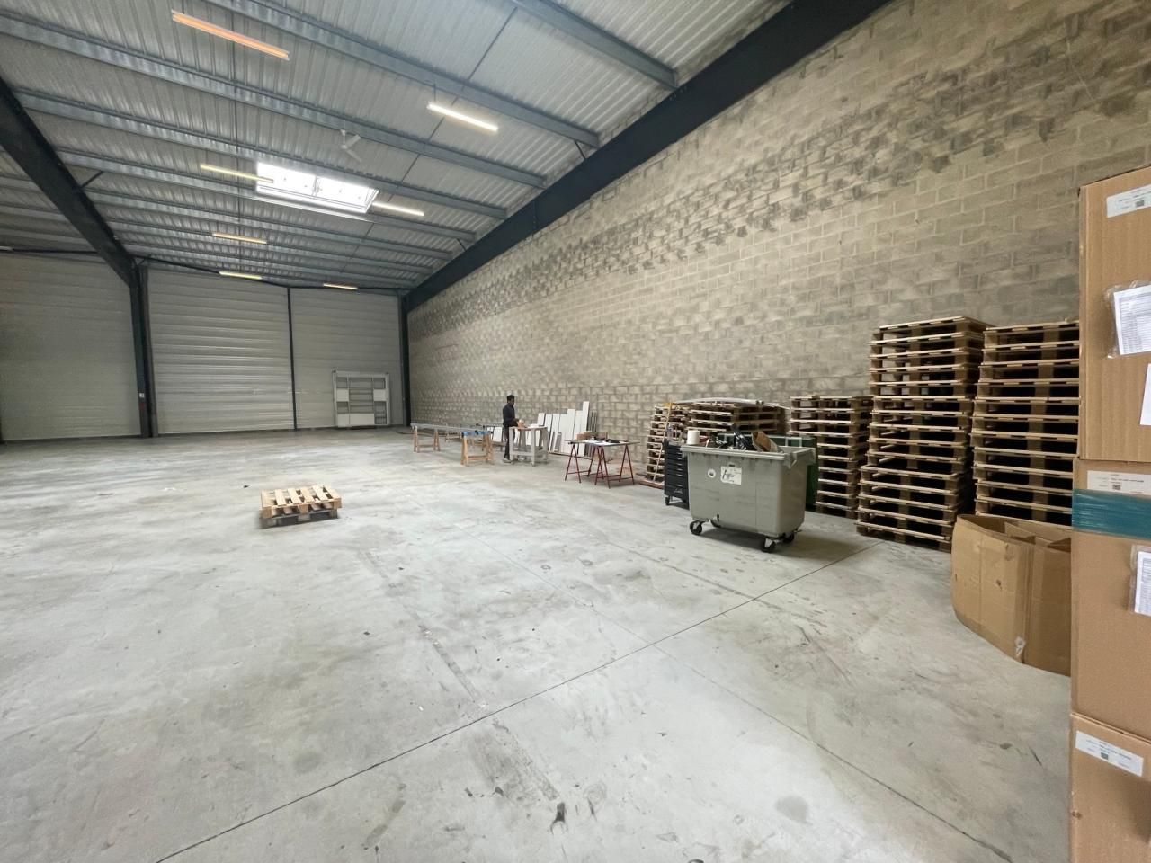 Location PME-PMI 500 m² non divisibles 93600 Aulnay-sous-bois