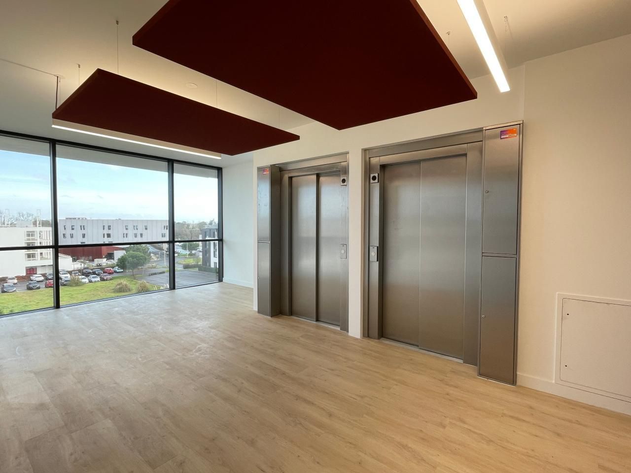 1904 m² pour ce bureaux en location à Mérignac