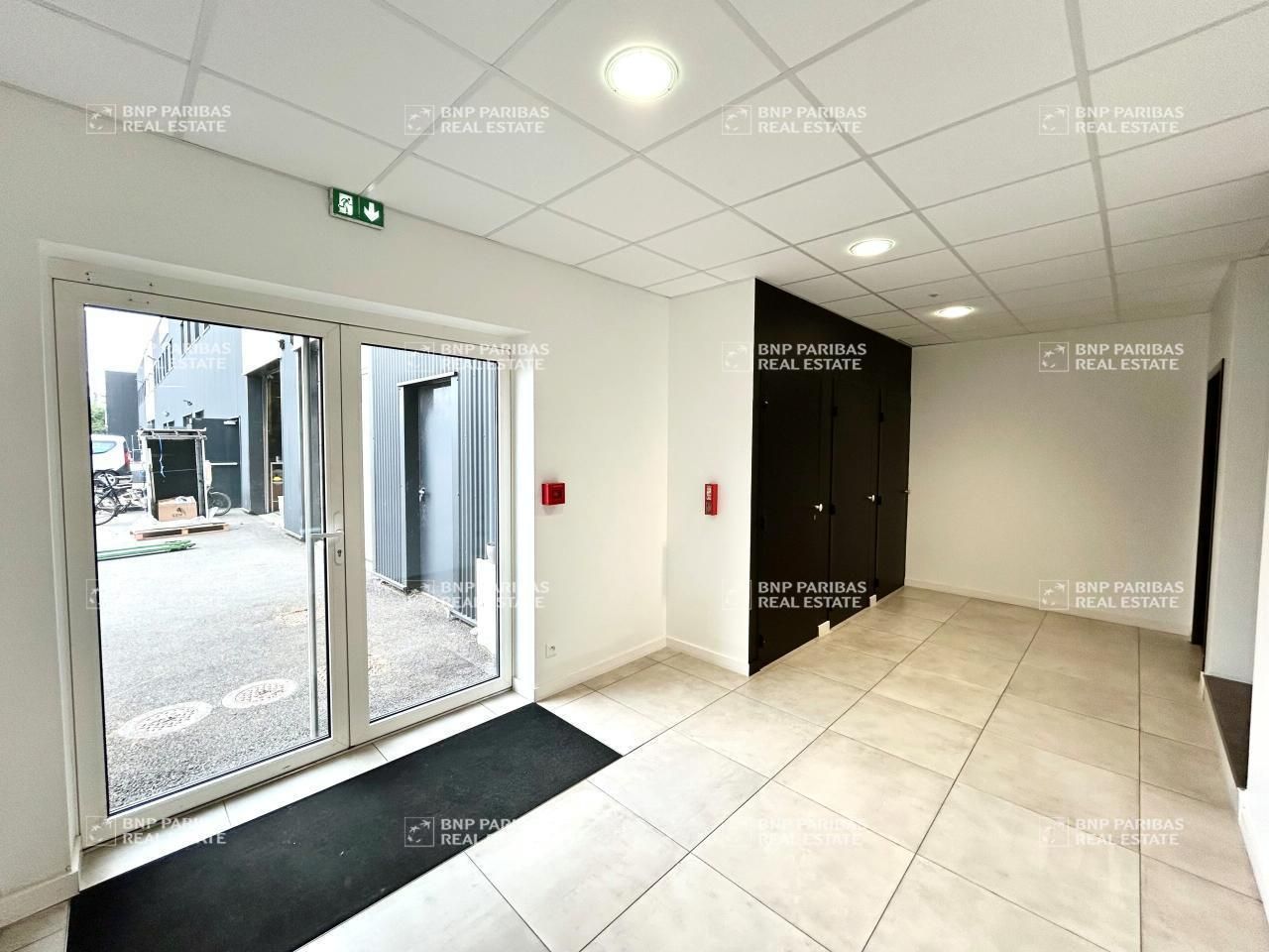152.56 m² pour ce bureaux en location à Noyal chatillon sur seiche