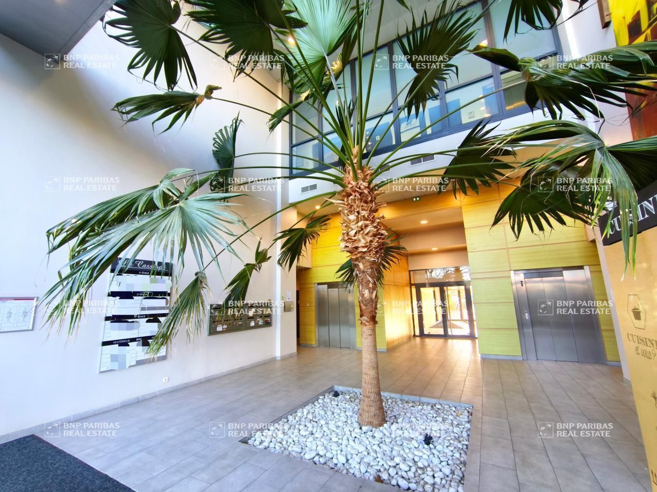 298 m² pour ce bureaux en location à Rennes