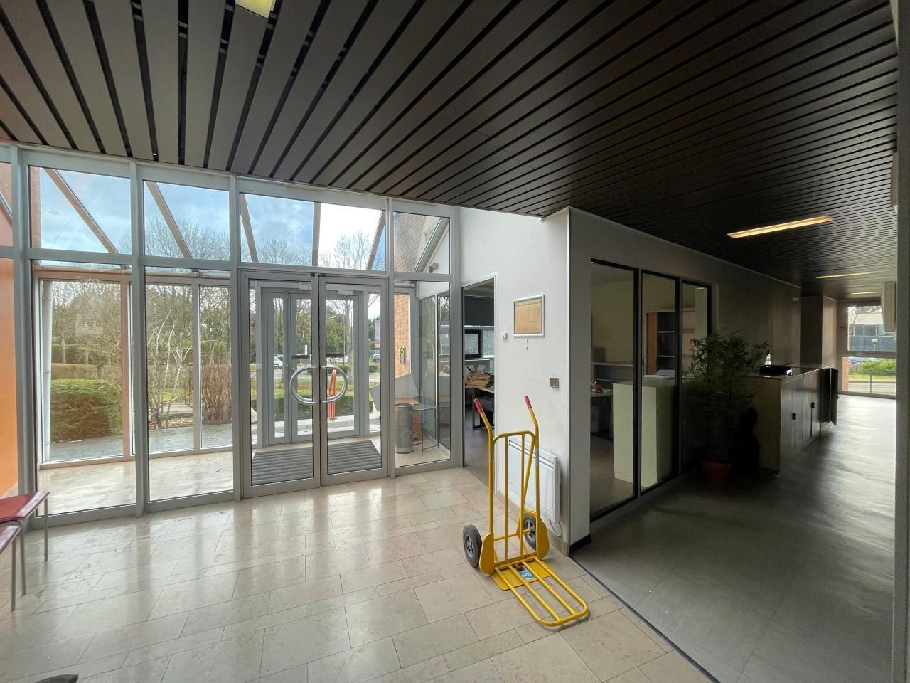 1054 m² pour ce bureaux en vente à Bois-guillaume
