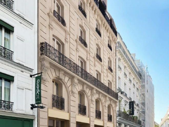 2140 m² pour ce bureaux en location à Paris