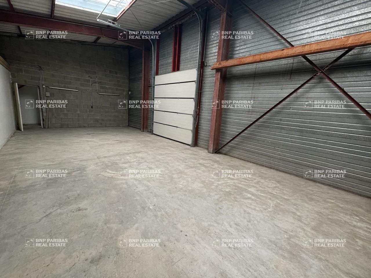Location Activité 195 m² non divisibles 35520 La meziere