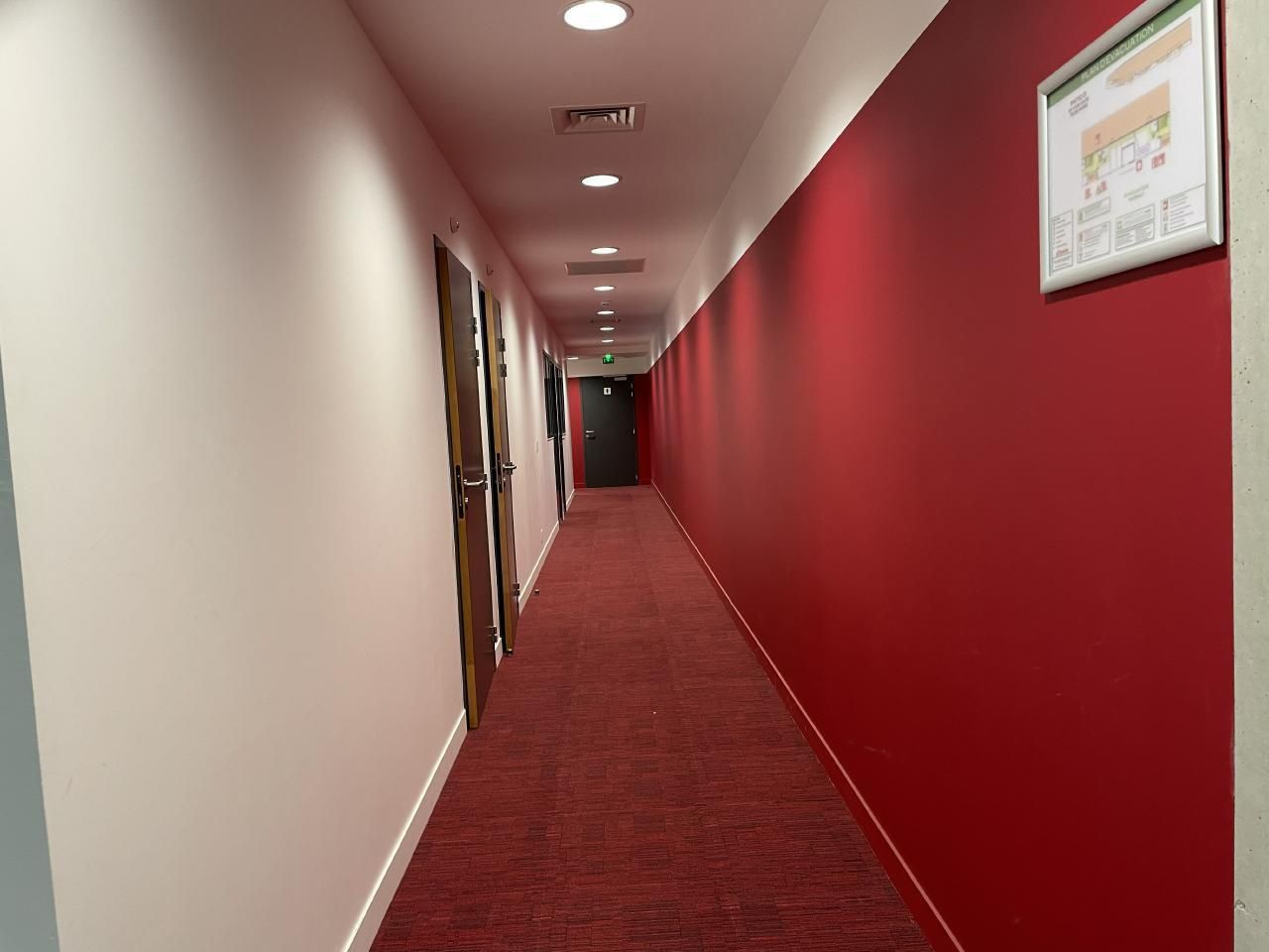 636 m² pour ce bureaux en location à Paris